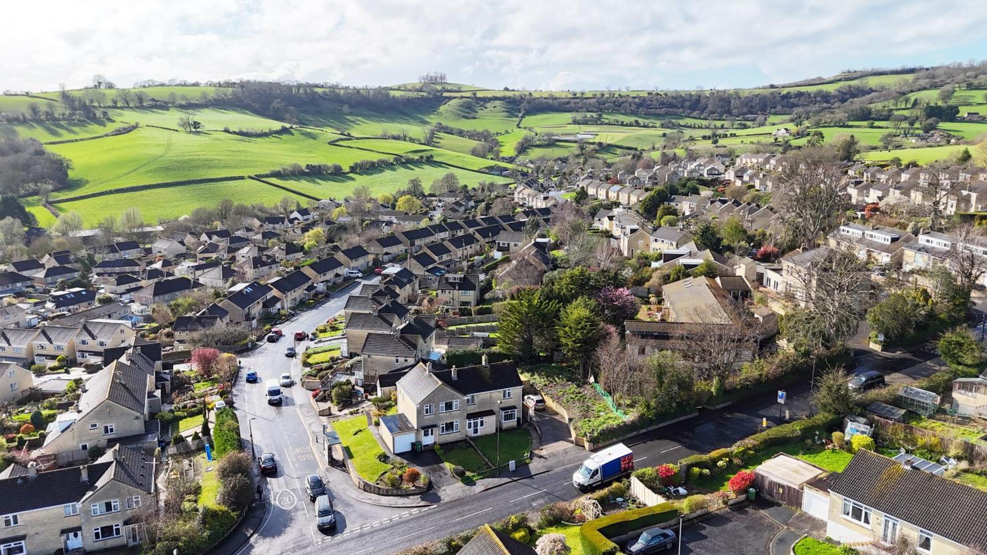 Stylish Home In Bath With Driveway Parking, 10Min From City Eksteriør billede