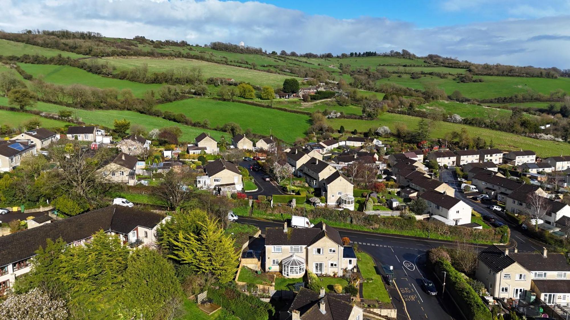 Stylish Home In Bath With Driveway Parking, 10Min From City Eksteriør billede